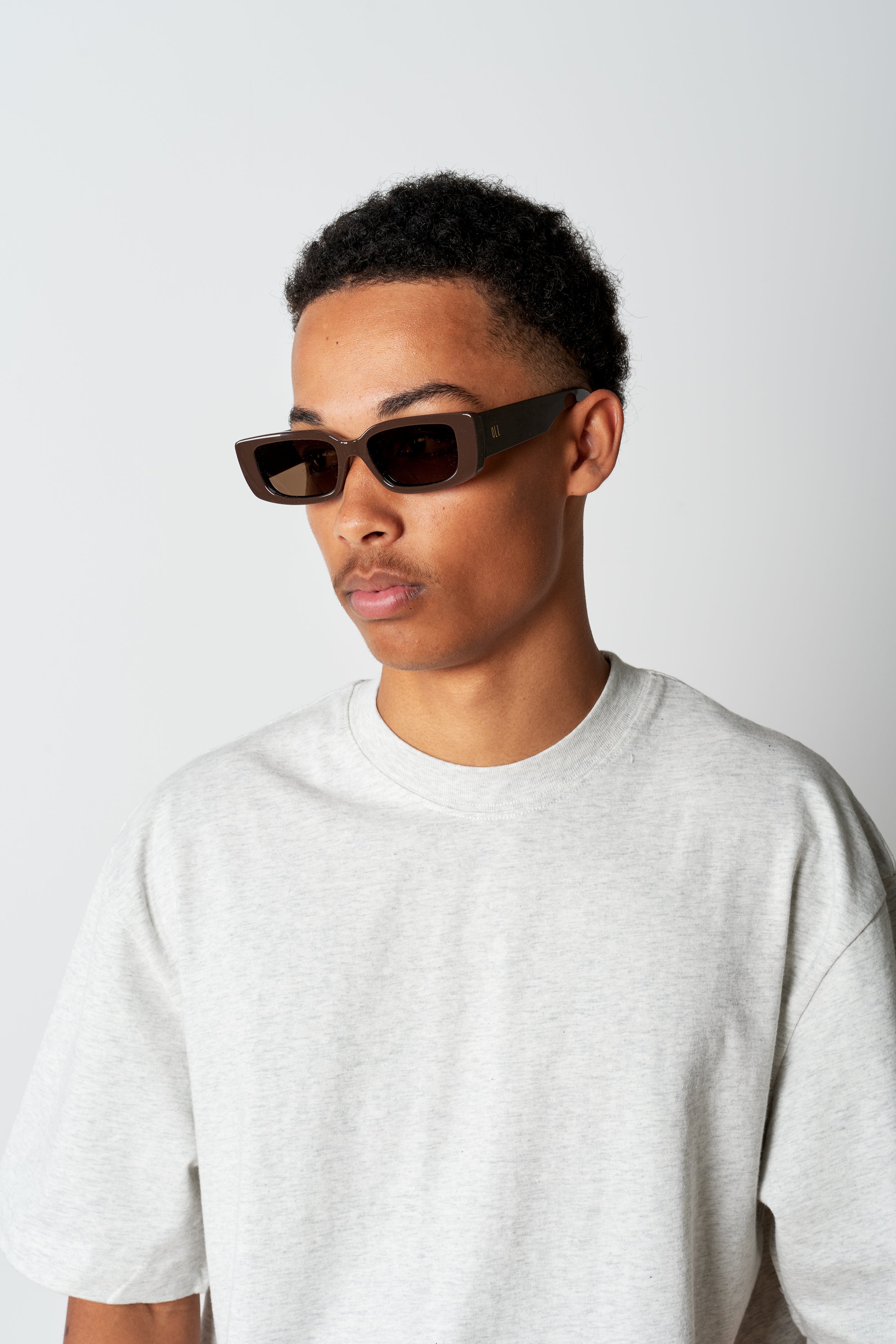 Phoebie Frame - Chocolate