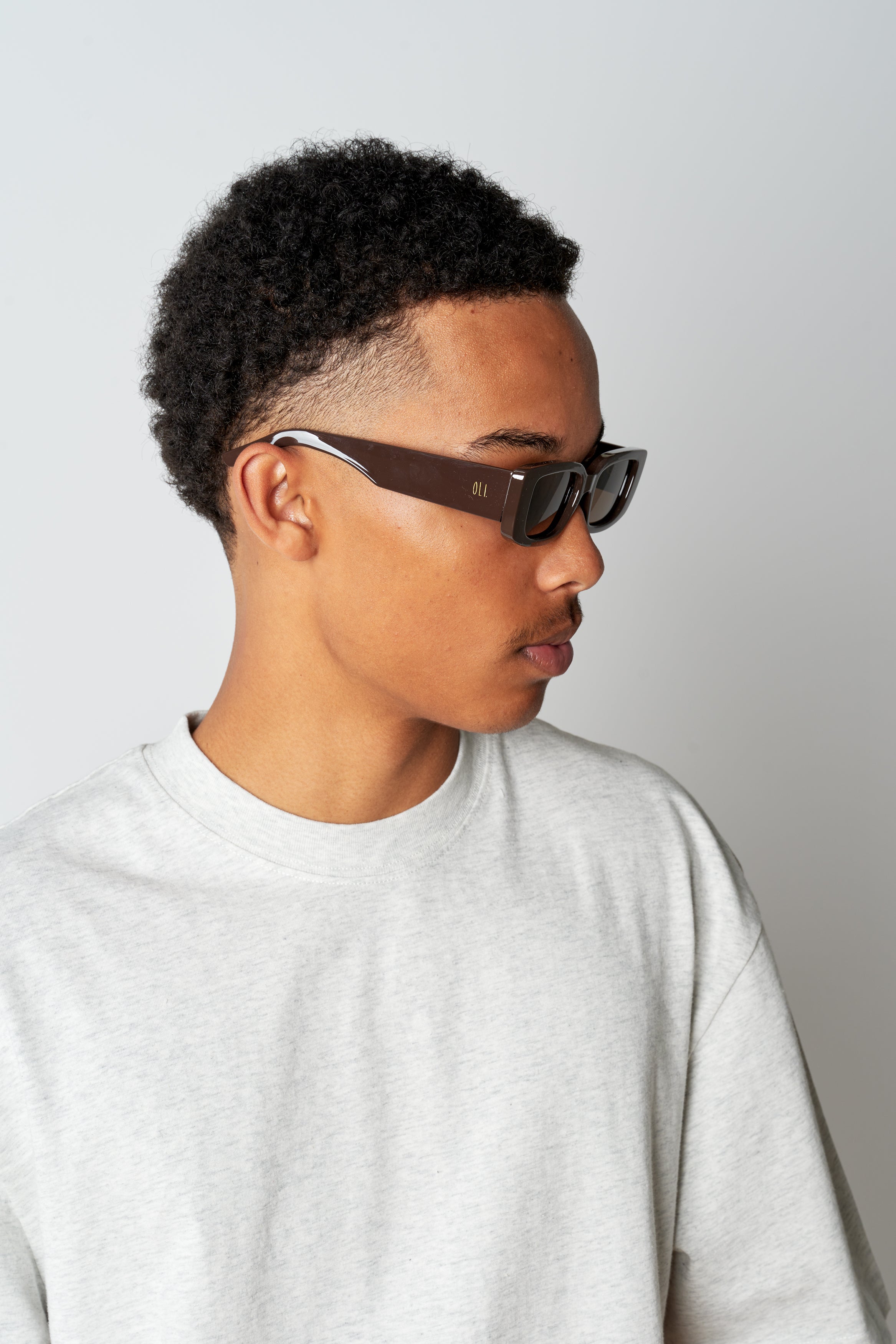 Phoebie Frame - Chocolate