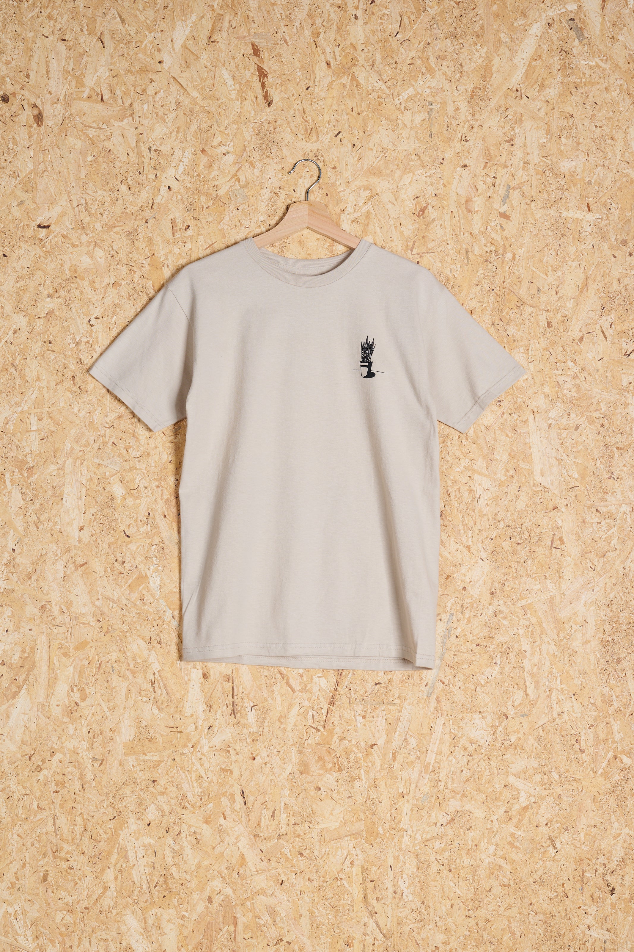 PRE LOVED | Home Grown Back Print T Sand - S