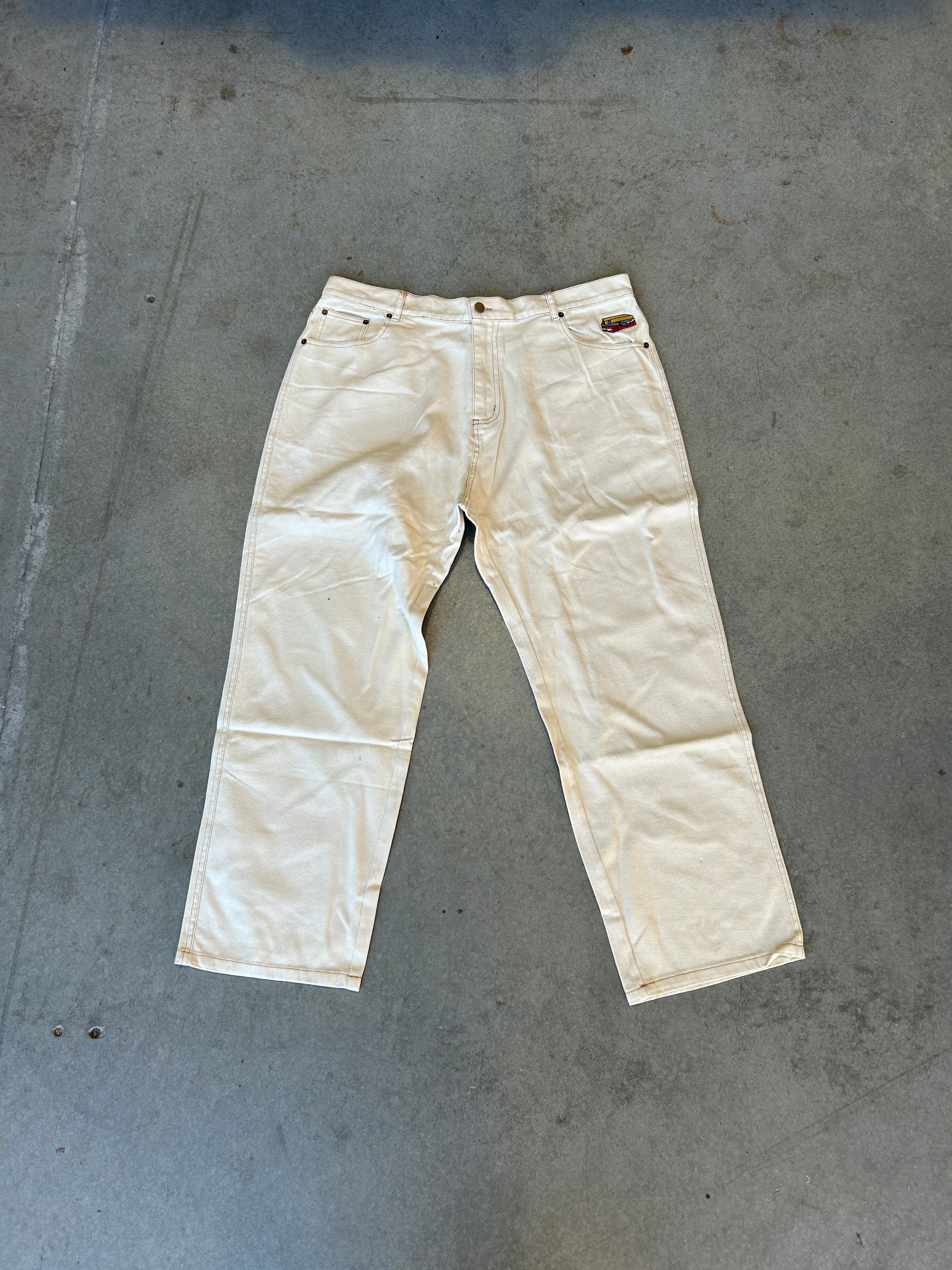 PRE LOVED | RELAXED JEAN CREAM - 40/3XL