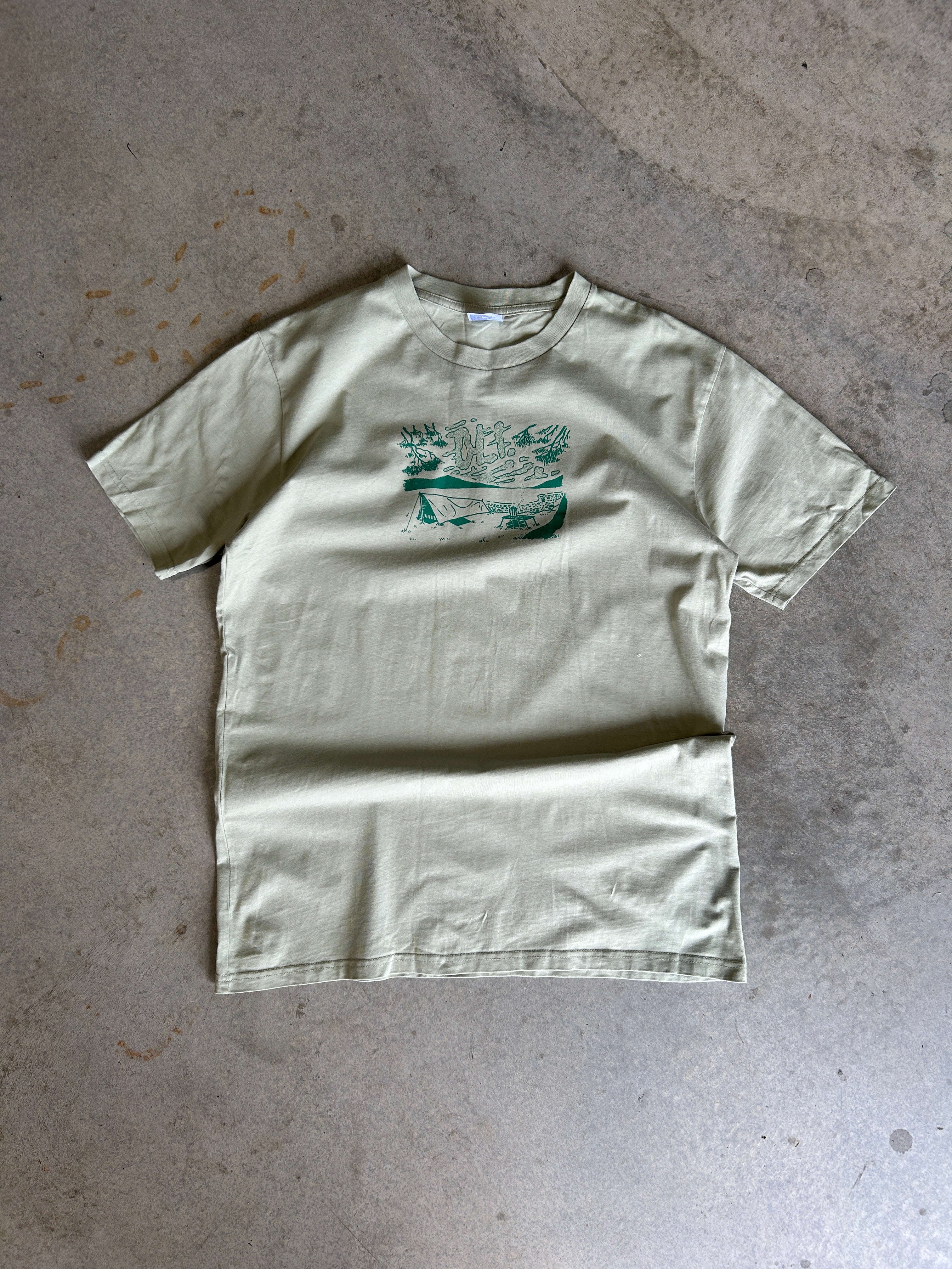 PRE LOVED | CAMPING T - L