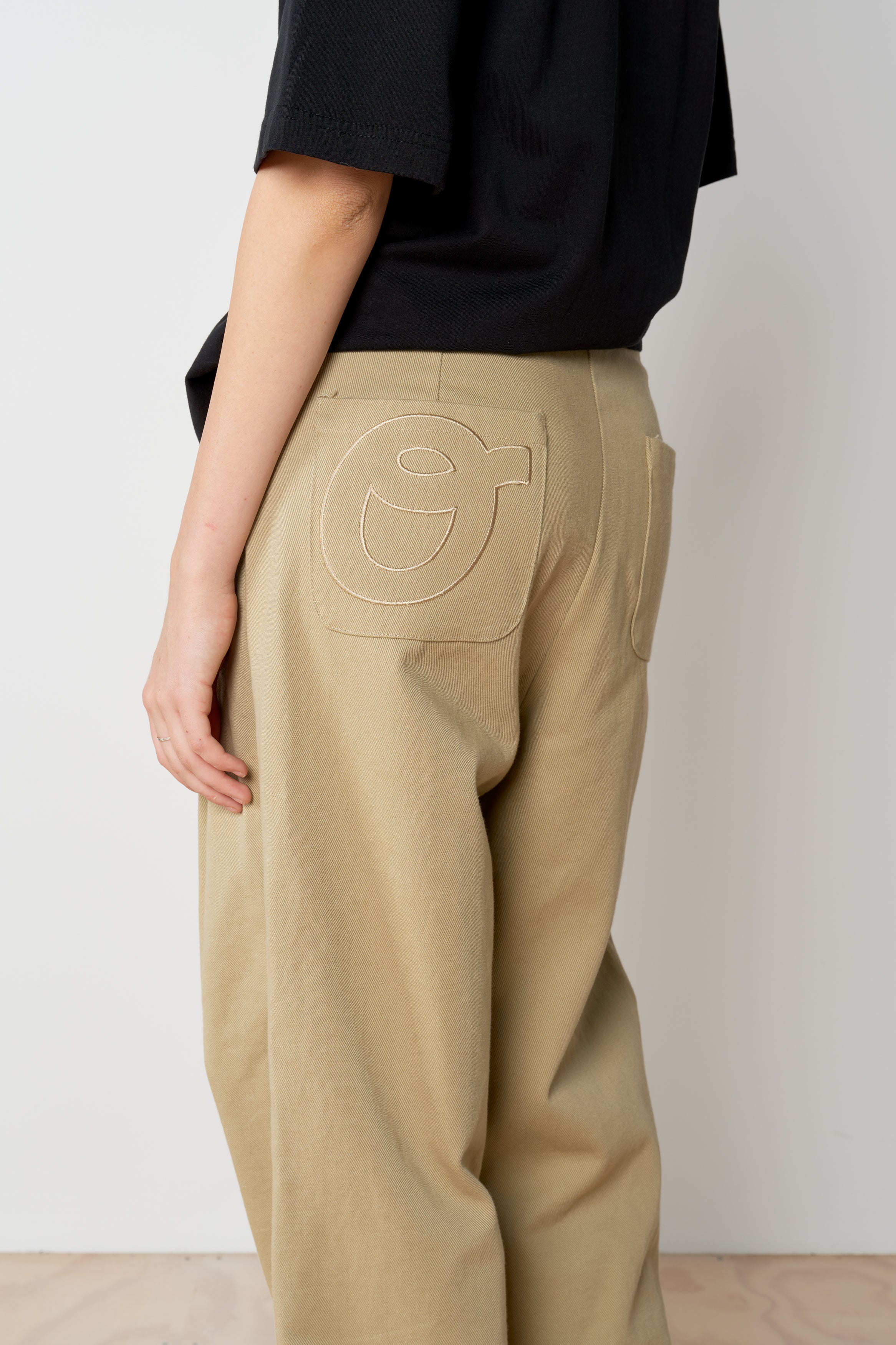 Pleated Pant - Sand – Oli.