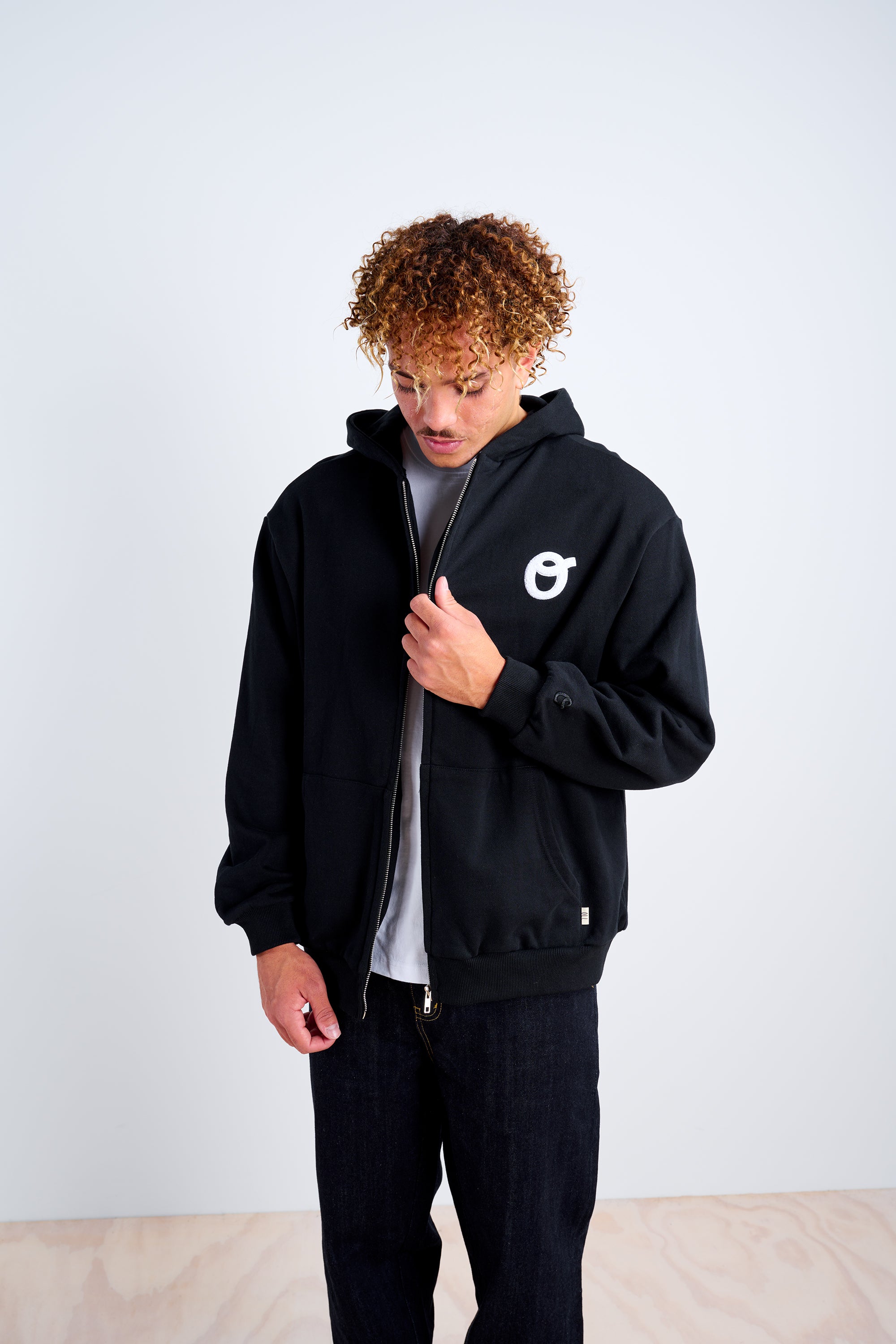 Zip Hood - Black