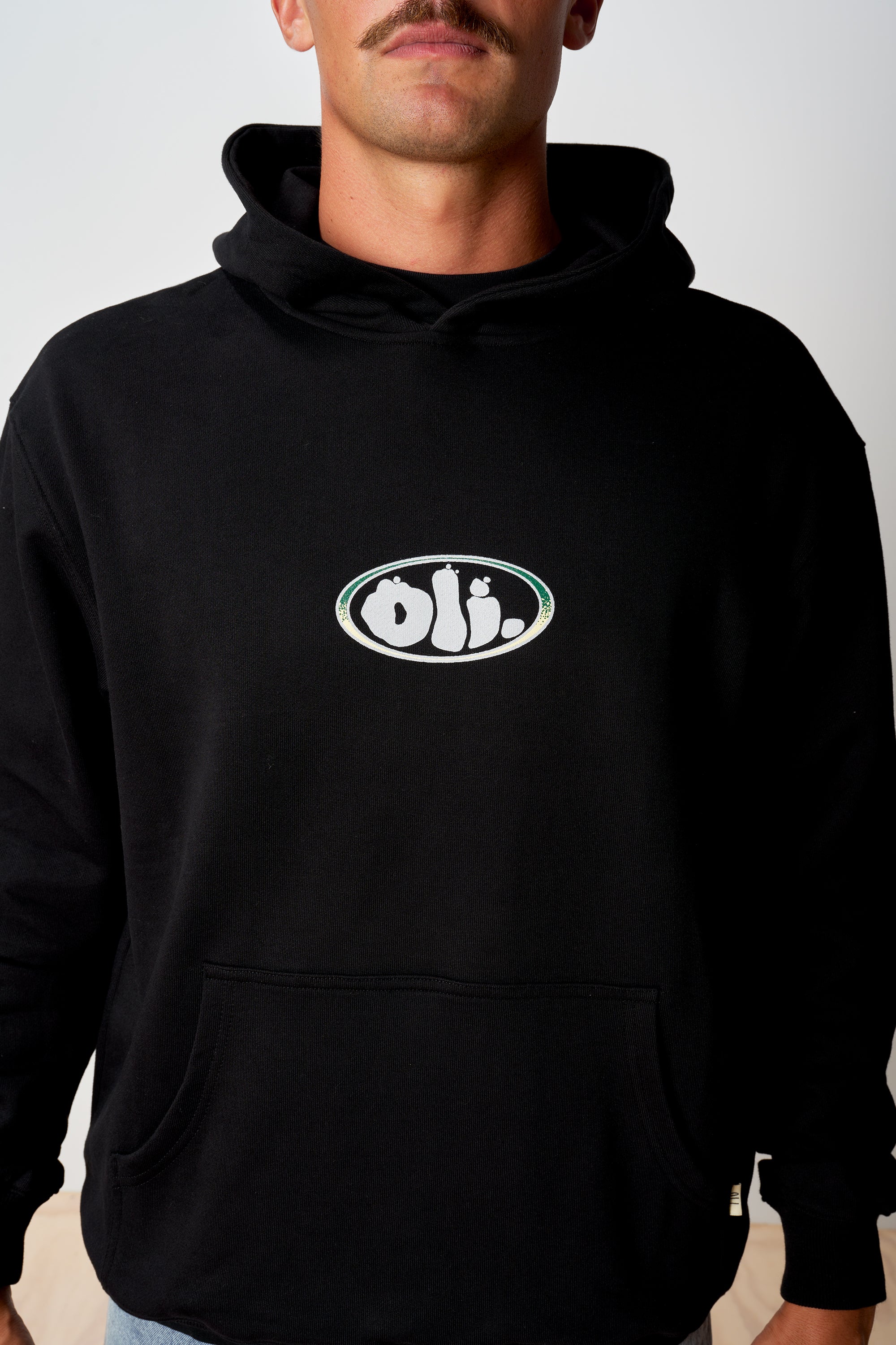 Fluid Logo Hood - Black