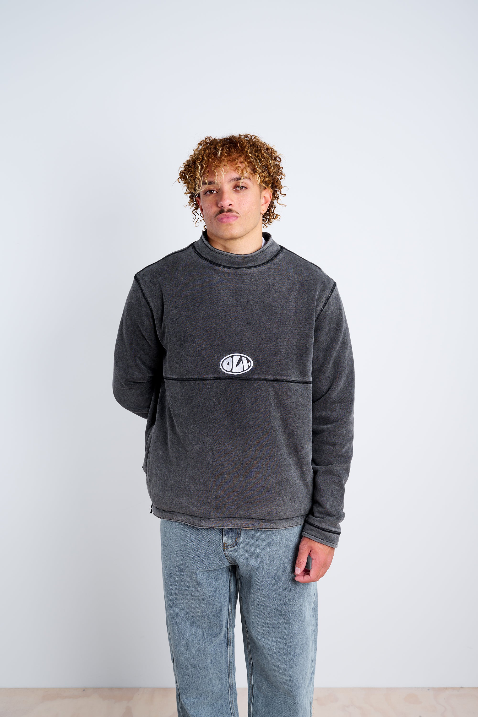 Reversible Mock Neck - Washed Black