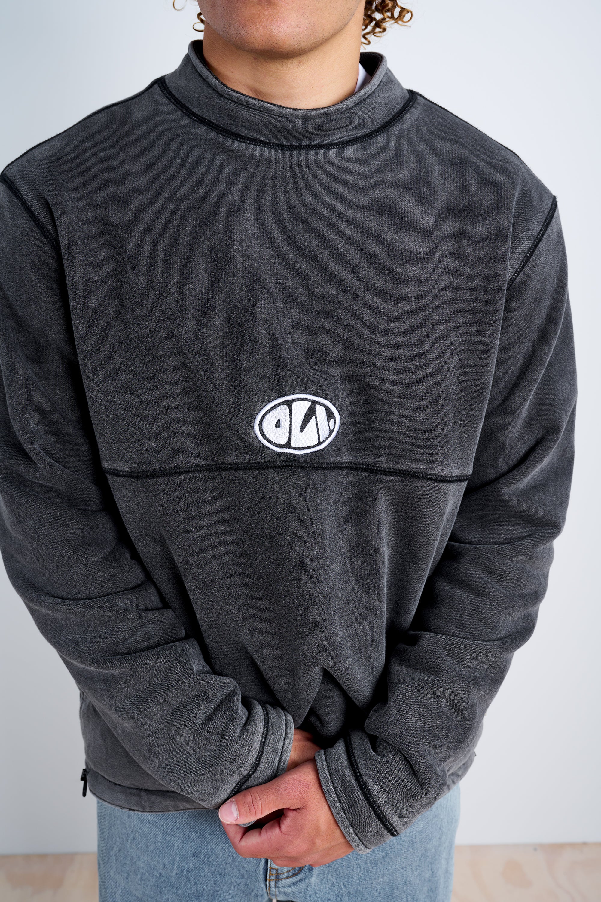 Reversible Mock Neck - Washed Black