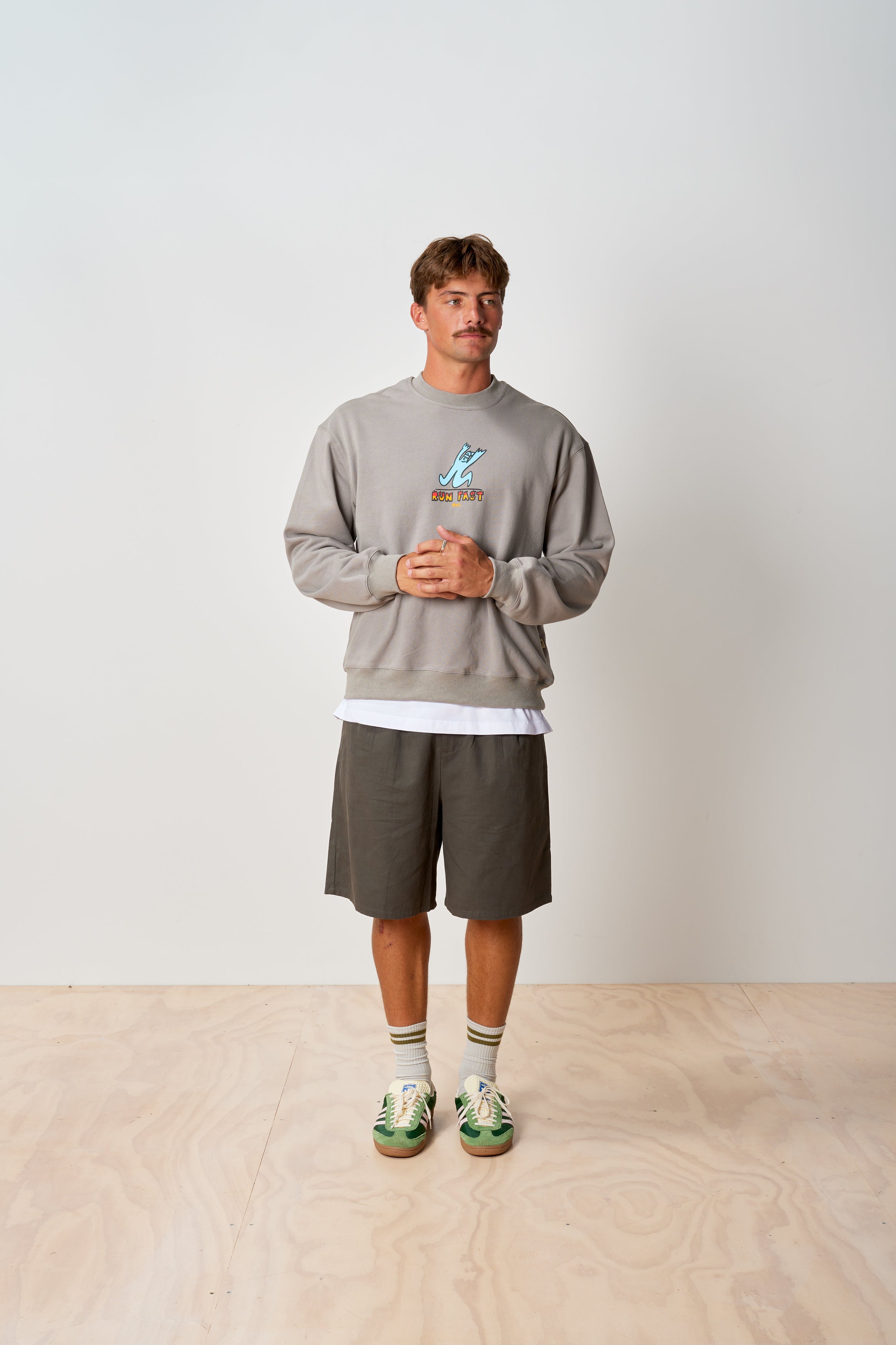 Run Fast Pullover - Stone