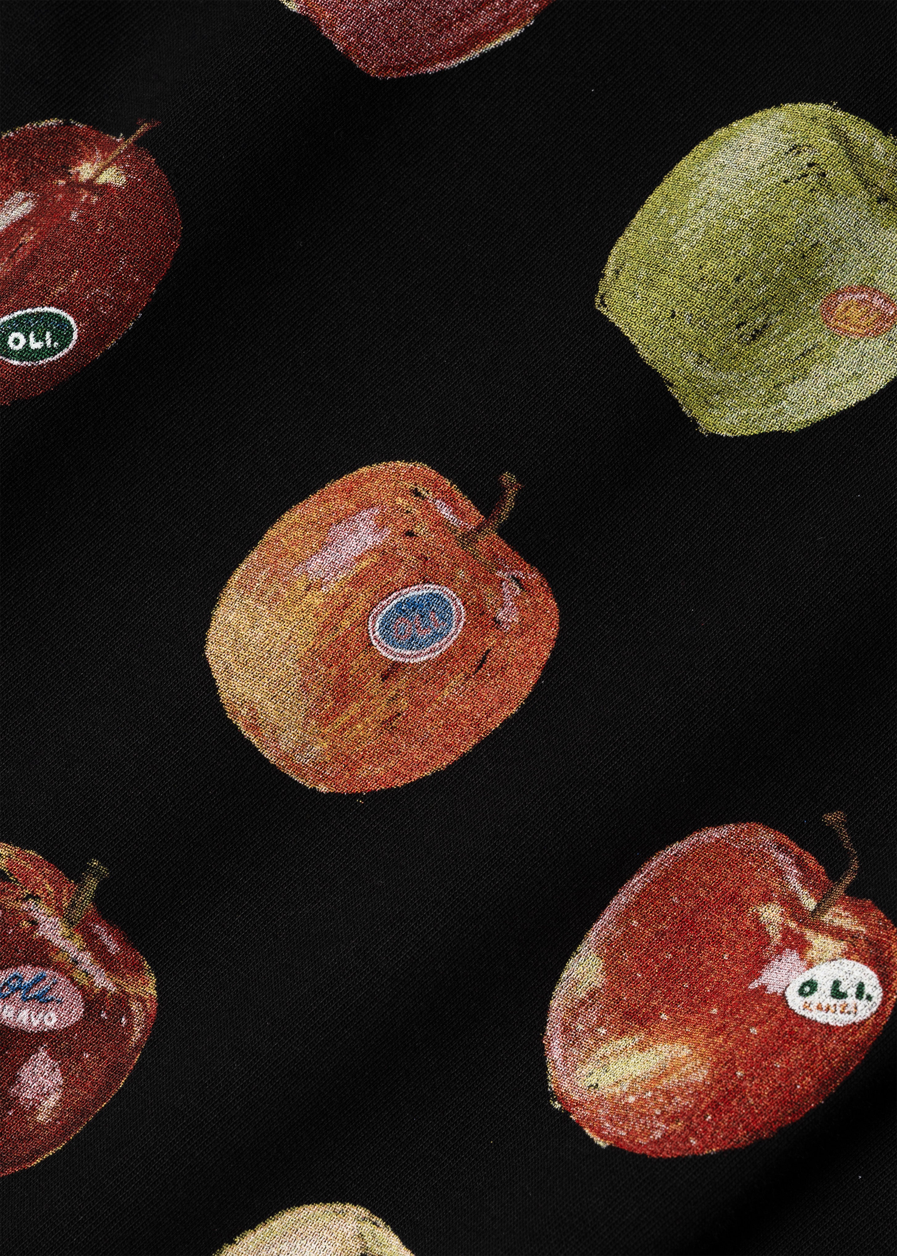 Apple T - Black