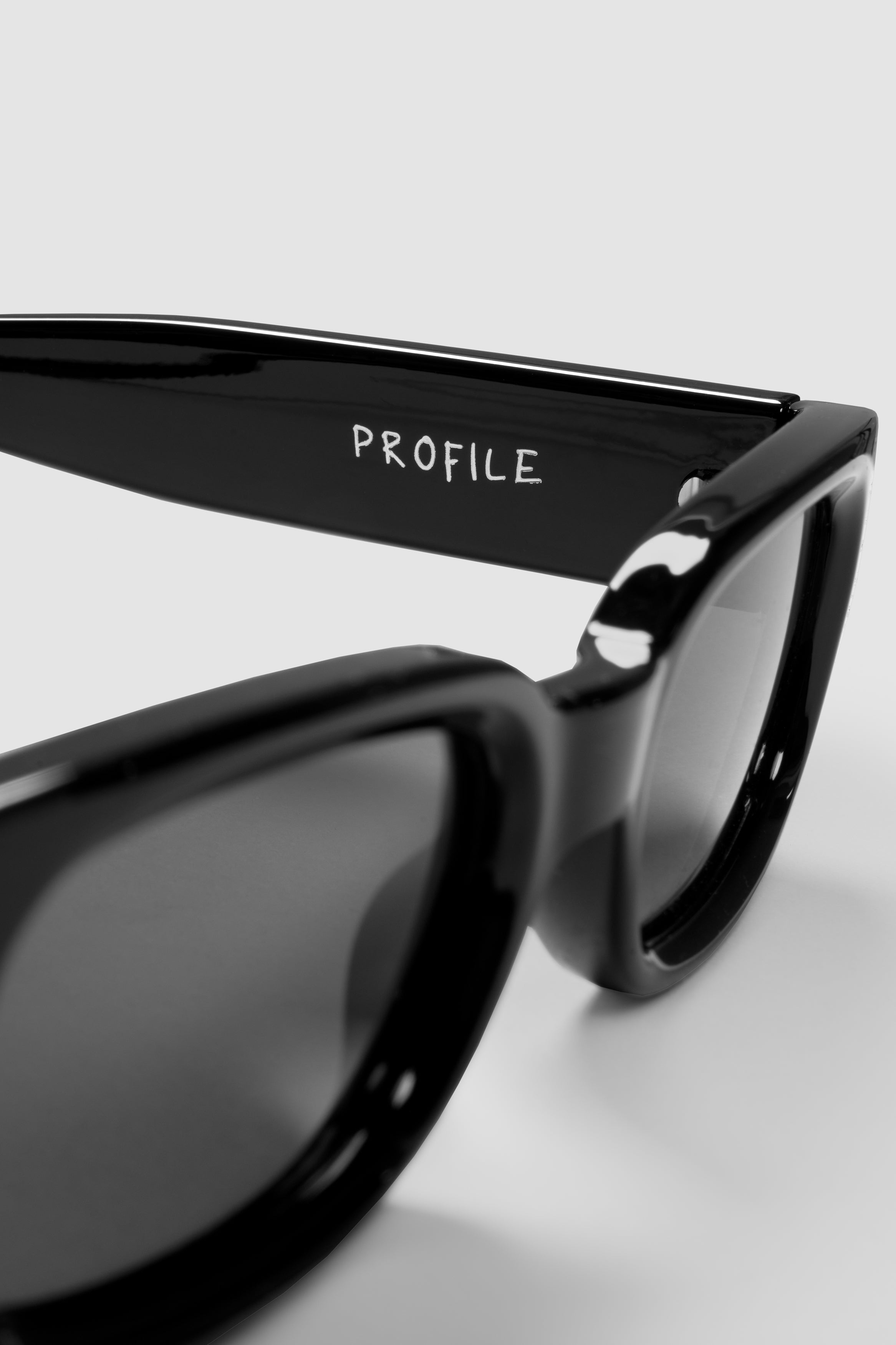 Profile Frame - Black