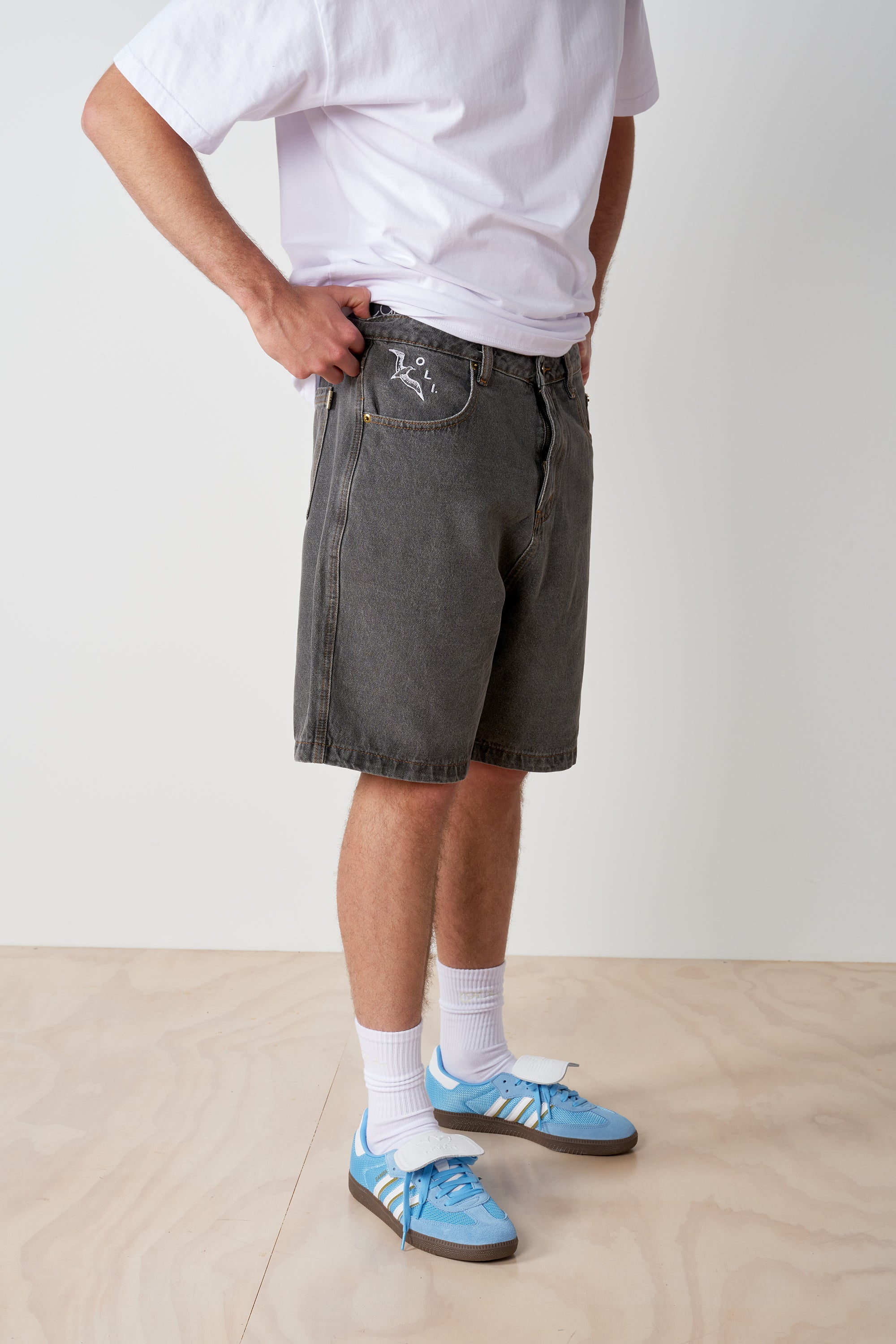 Seagull Jorts - Washed Black