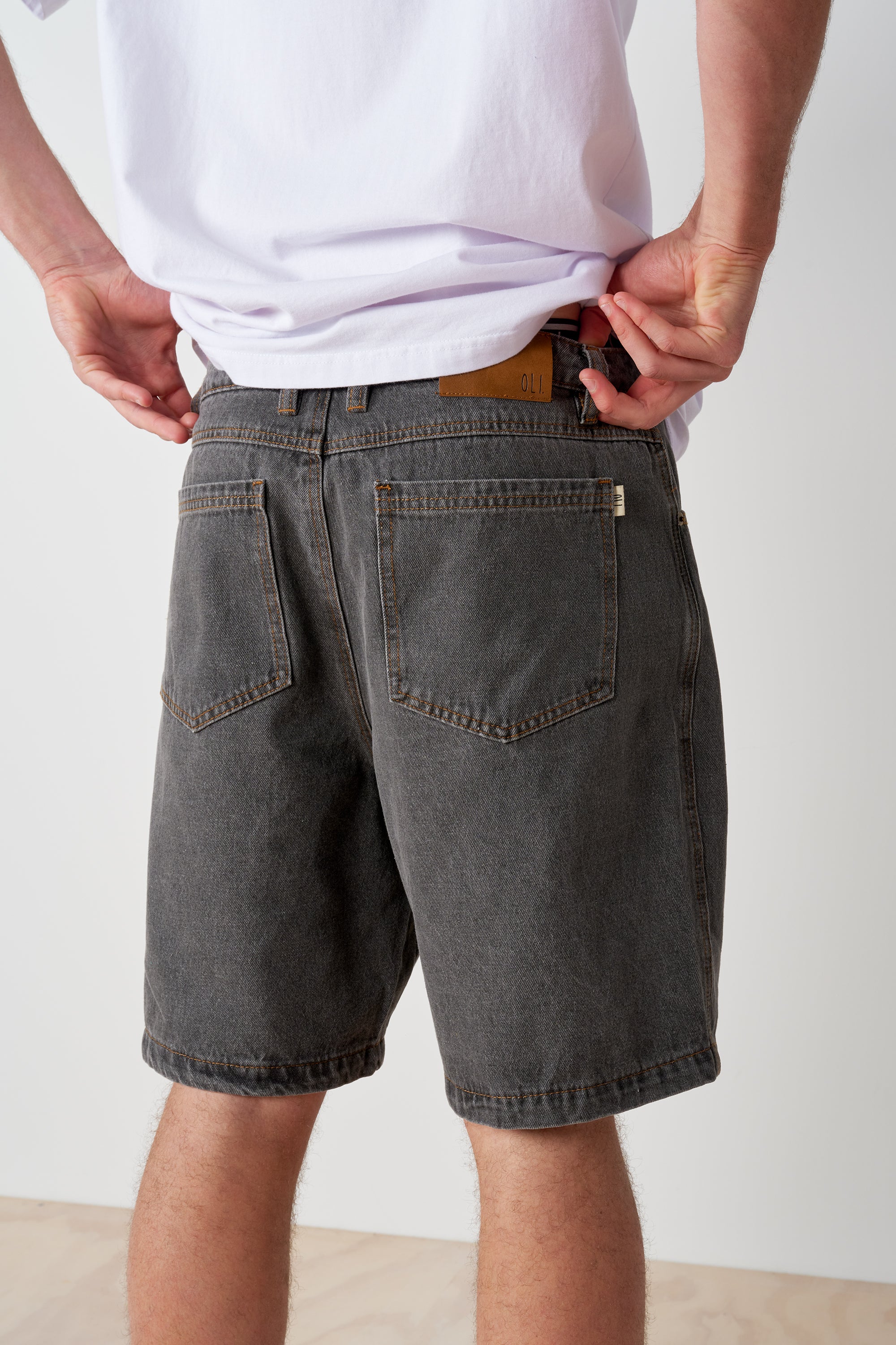 Seagull Jorts - Washed Black