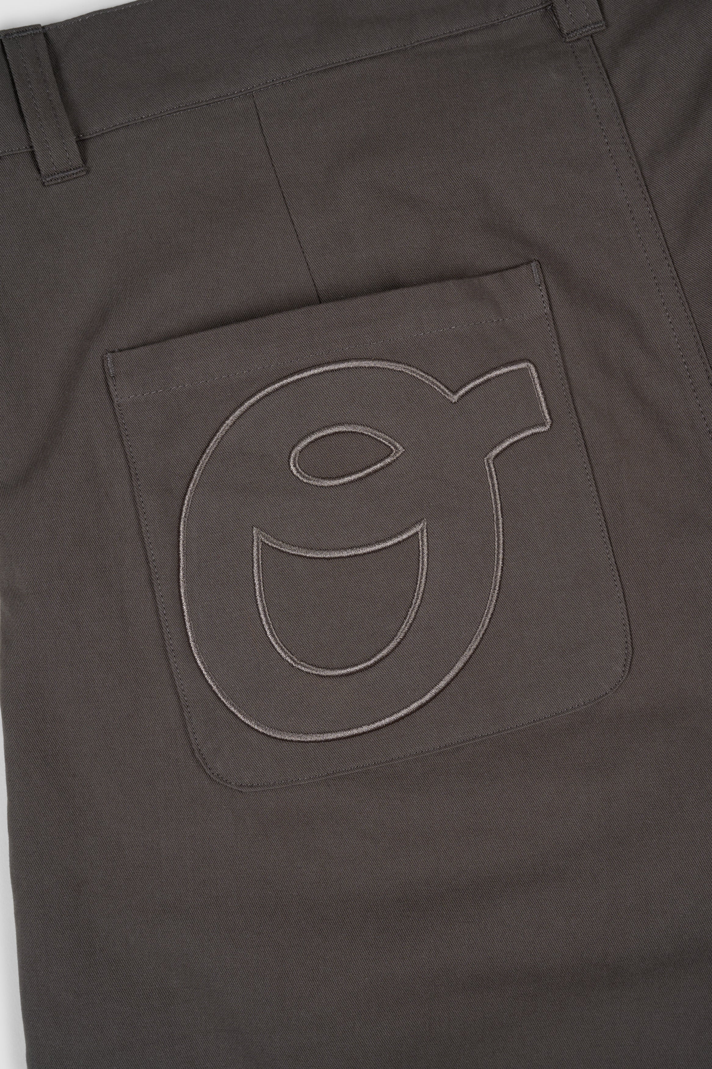 Pleated Cotton Short - Coal