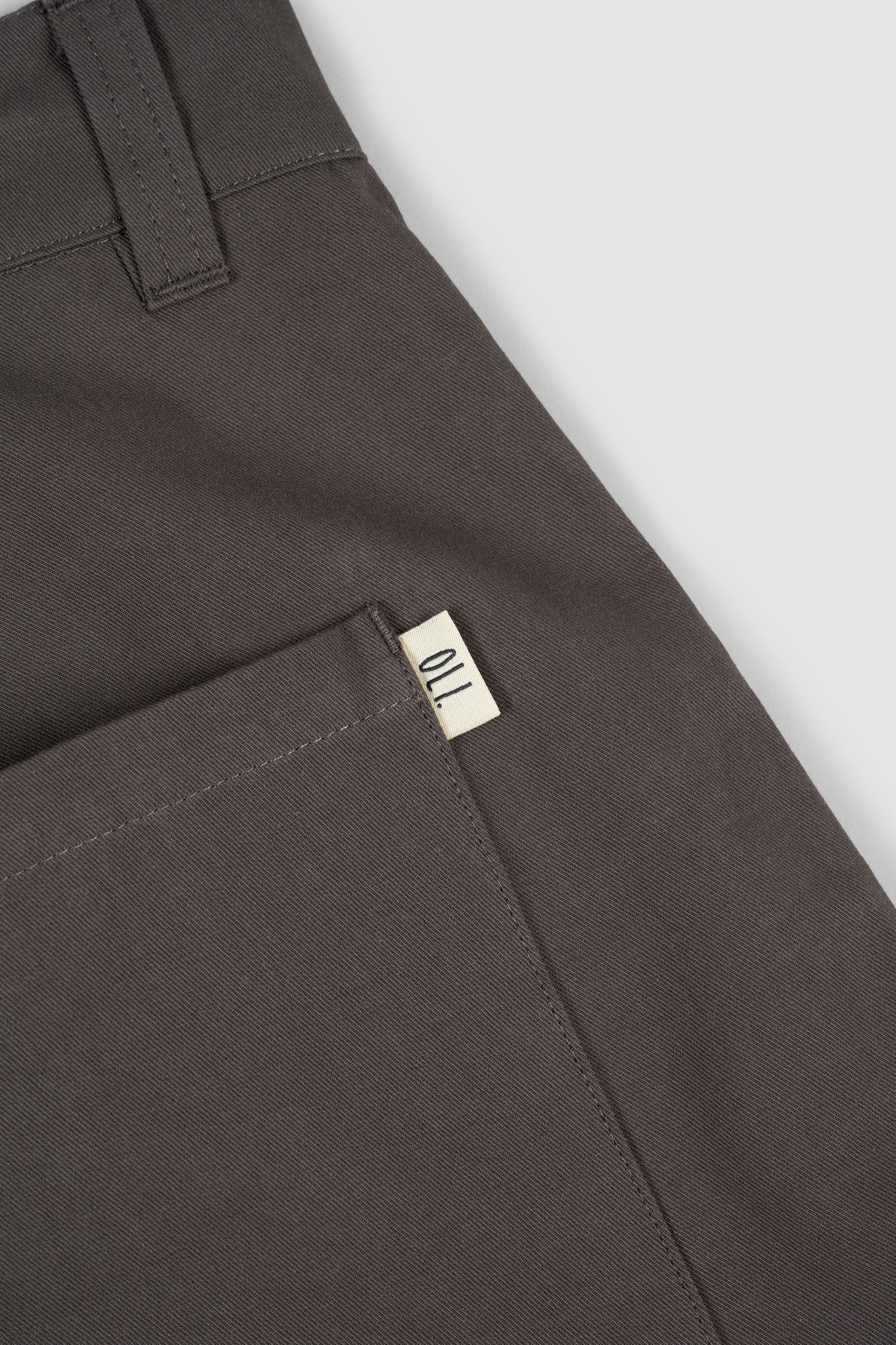 Pleated Cotton Short - Coal