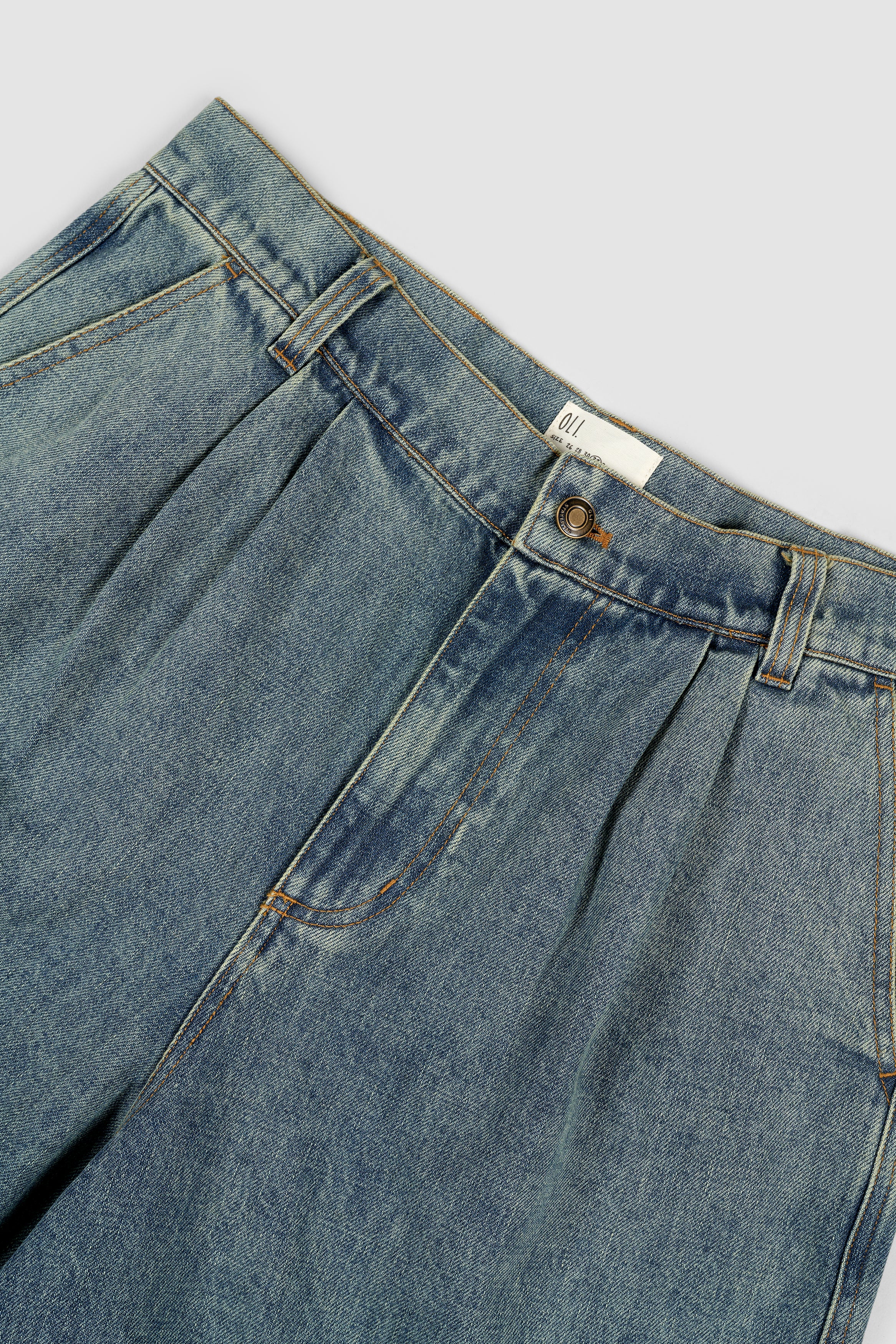 Pleated Denim Short - Coffee Wash
