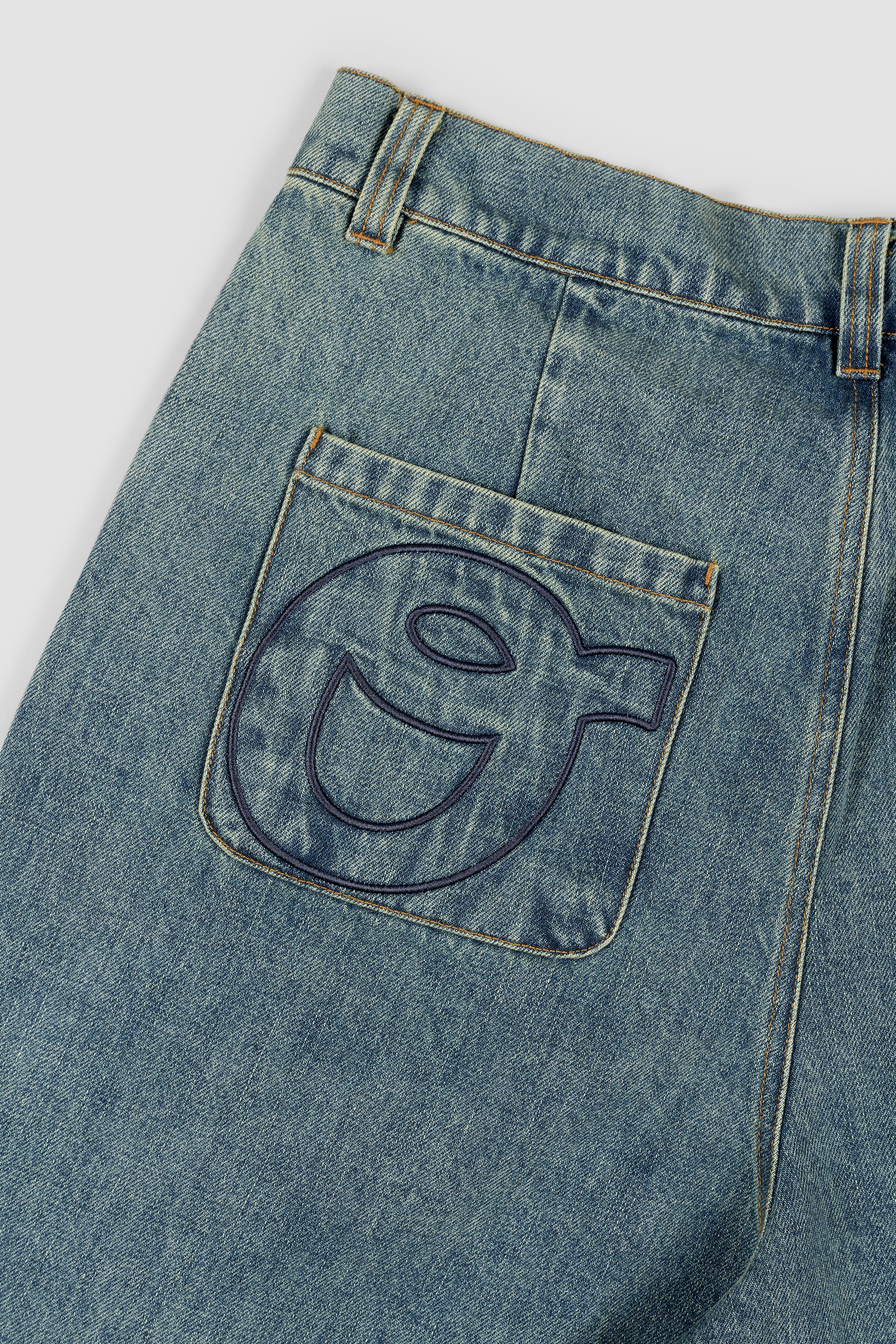 Pleated Denim Short - Coffee Wash