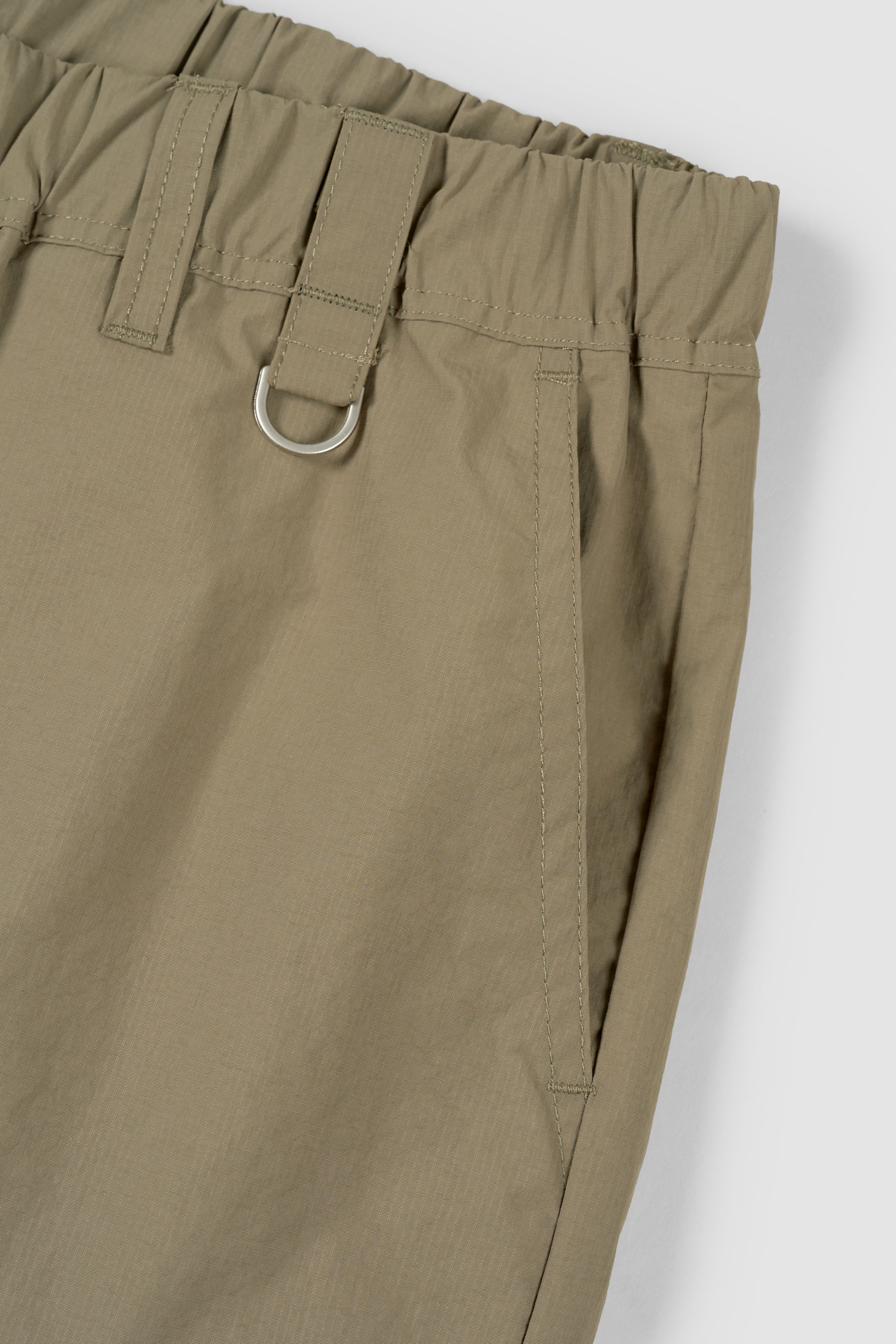 Outside Short - Khaki
