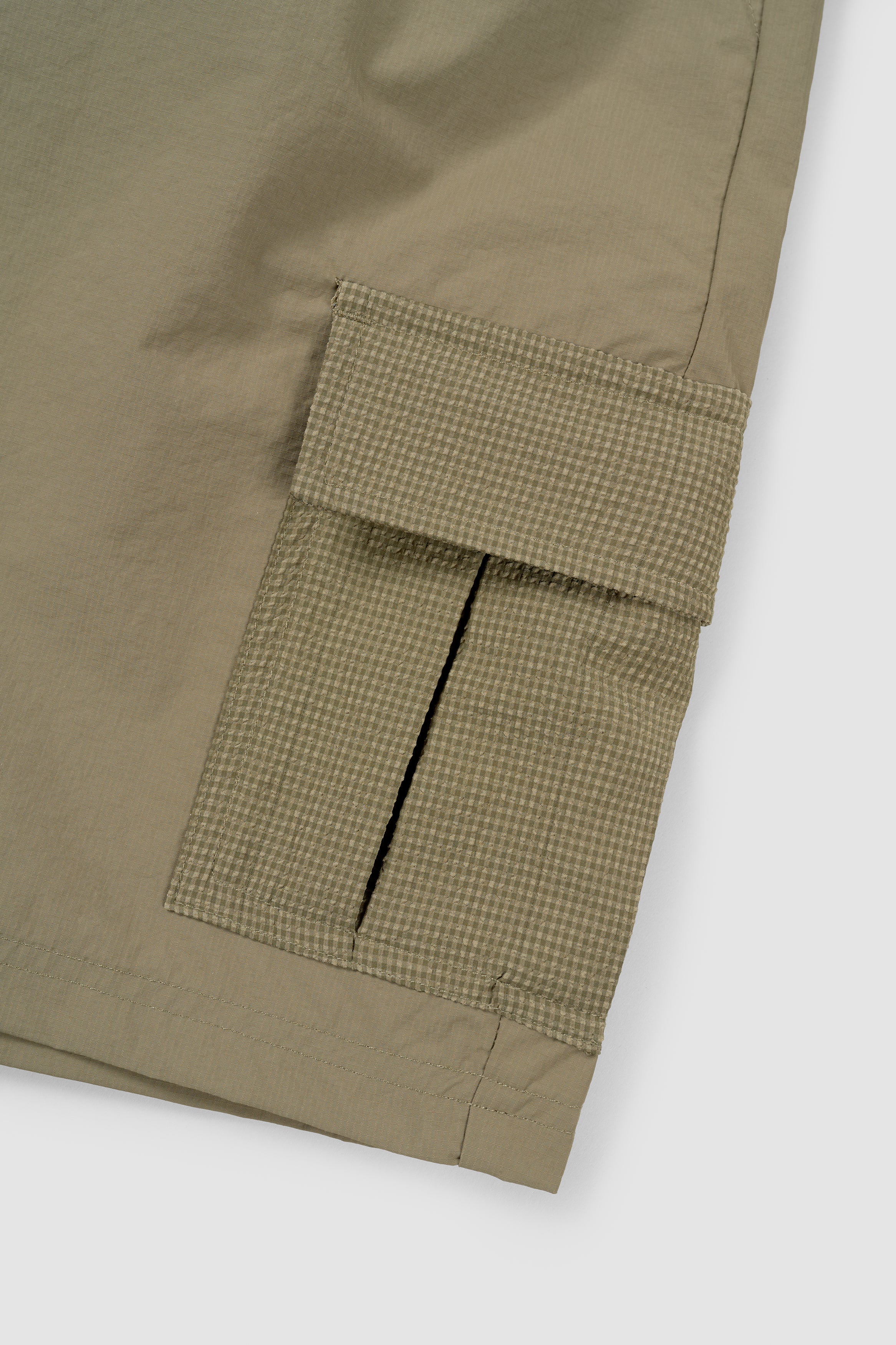 Outside Short - Khaki