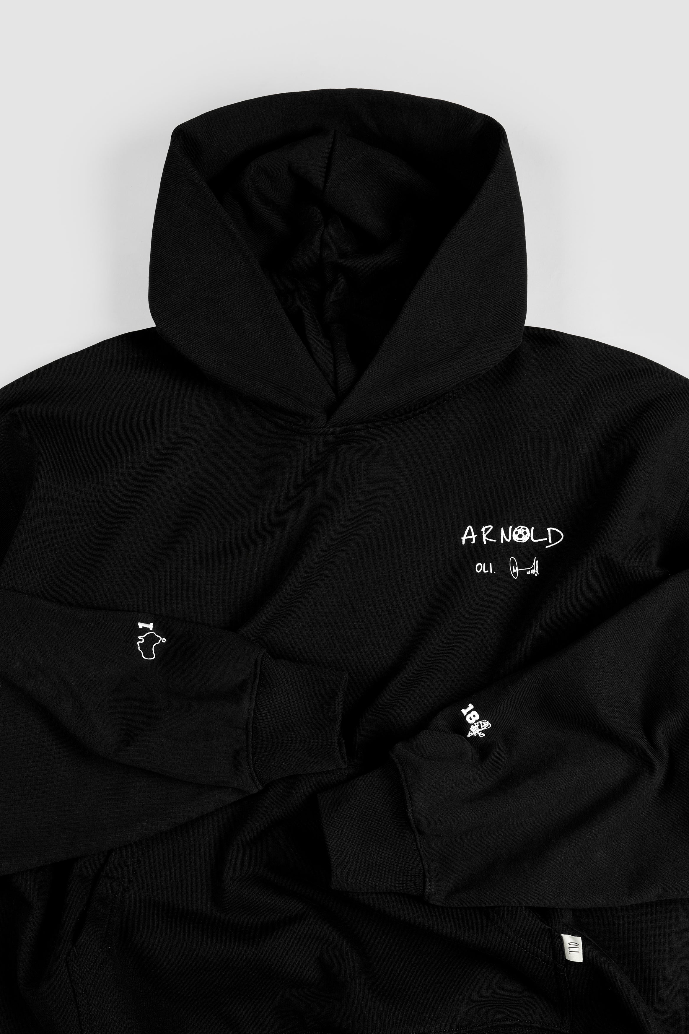 Oli. x Arnold Hood - Black