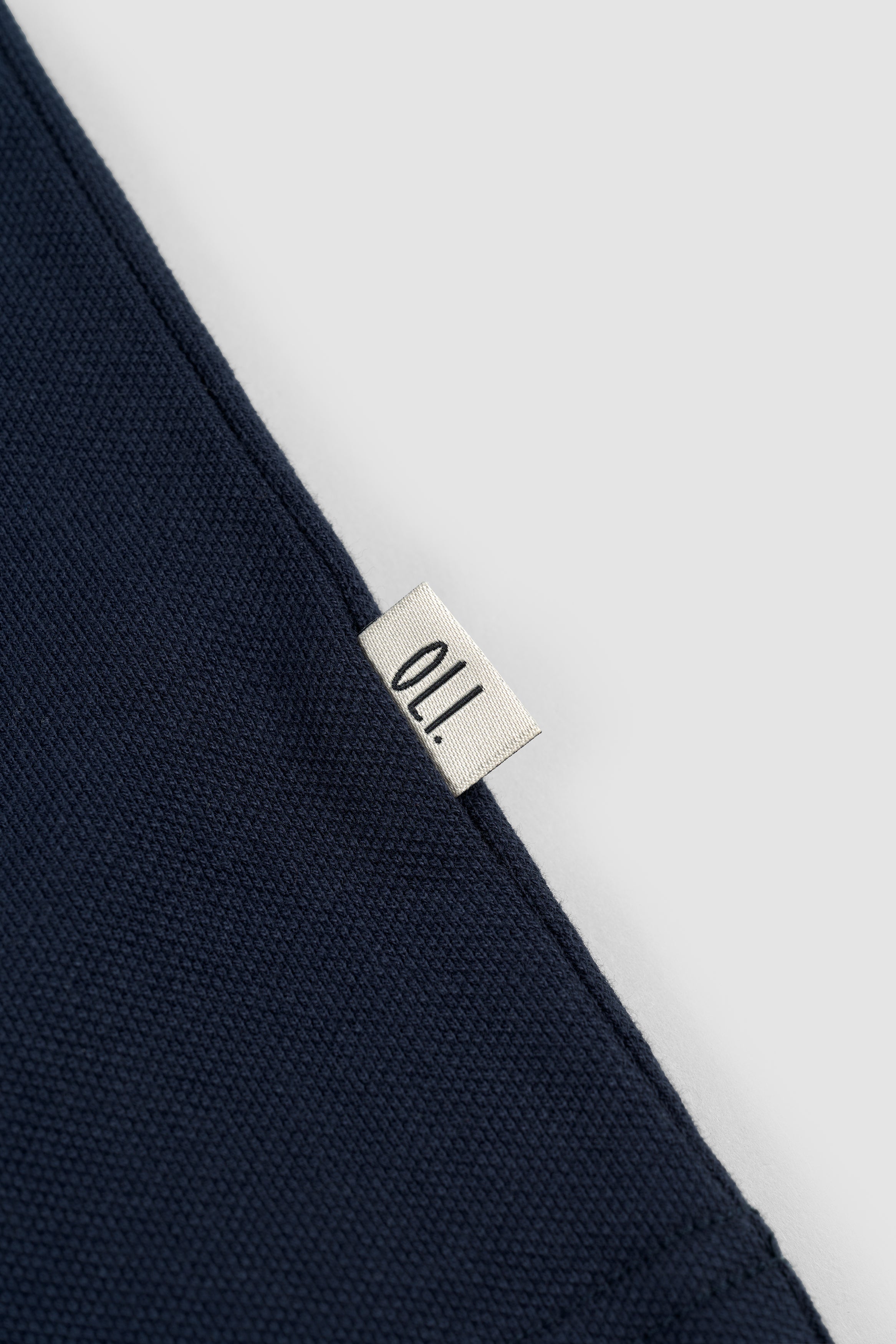 Contrast T - Navy