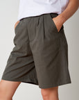 Pleated Cotton Short - Grey