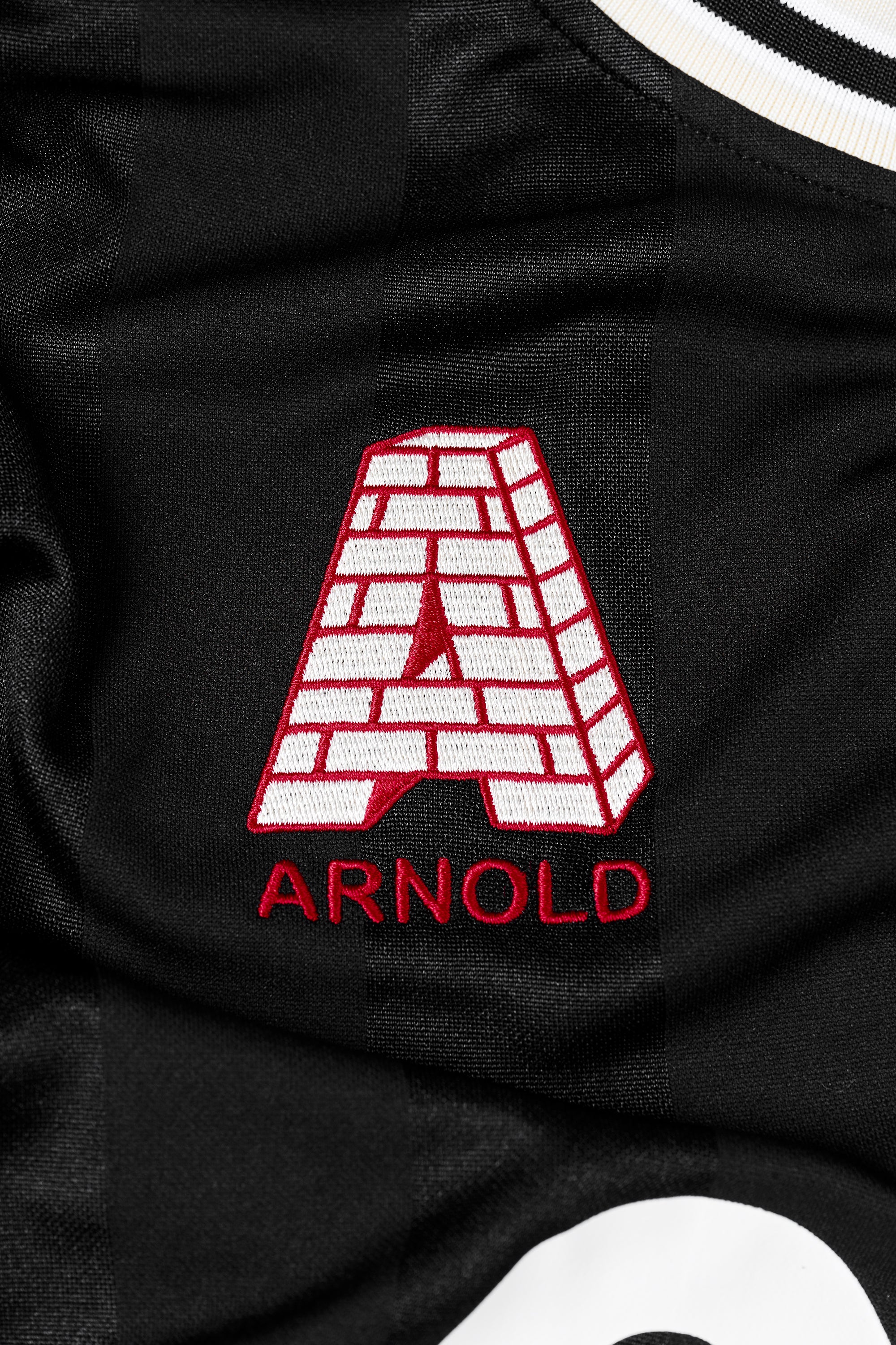 Oli. x Arnold Jersey - Black