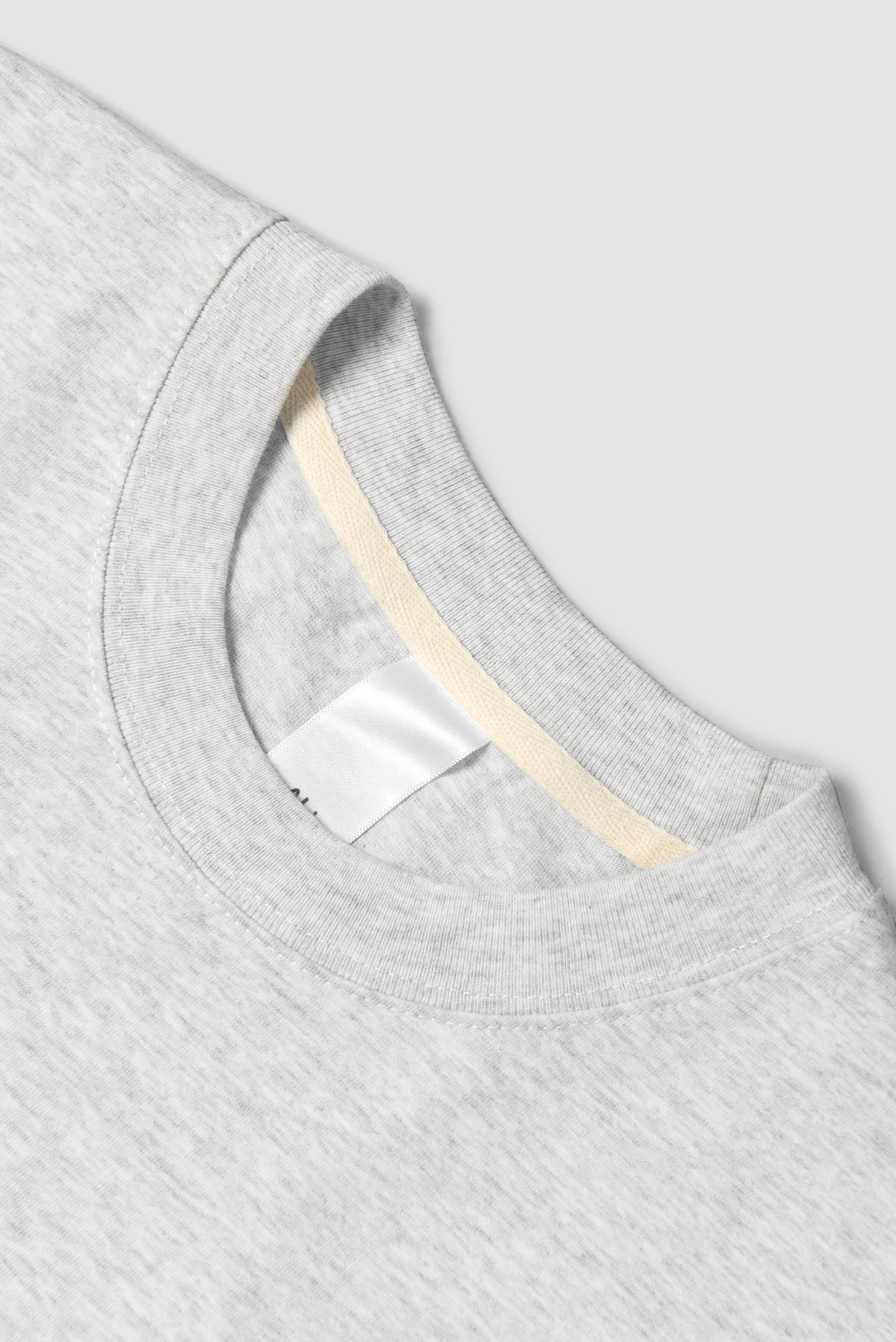 Upholstery T - Snow Marle - Oli.