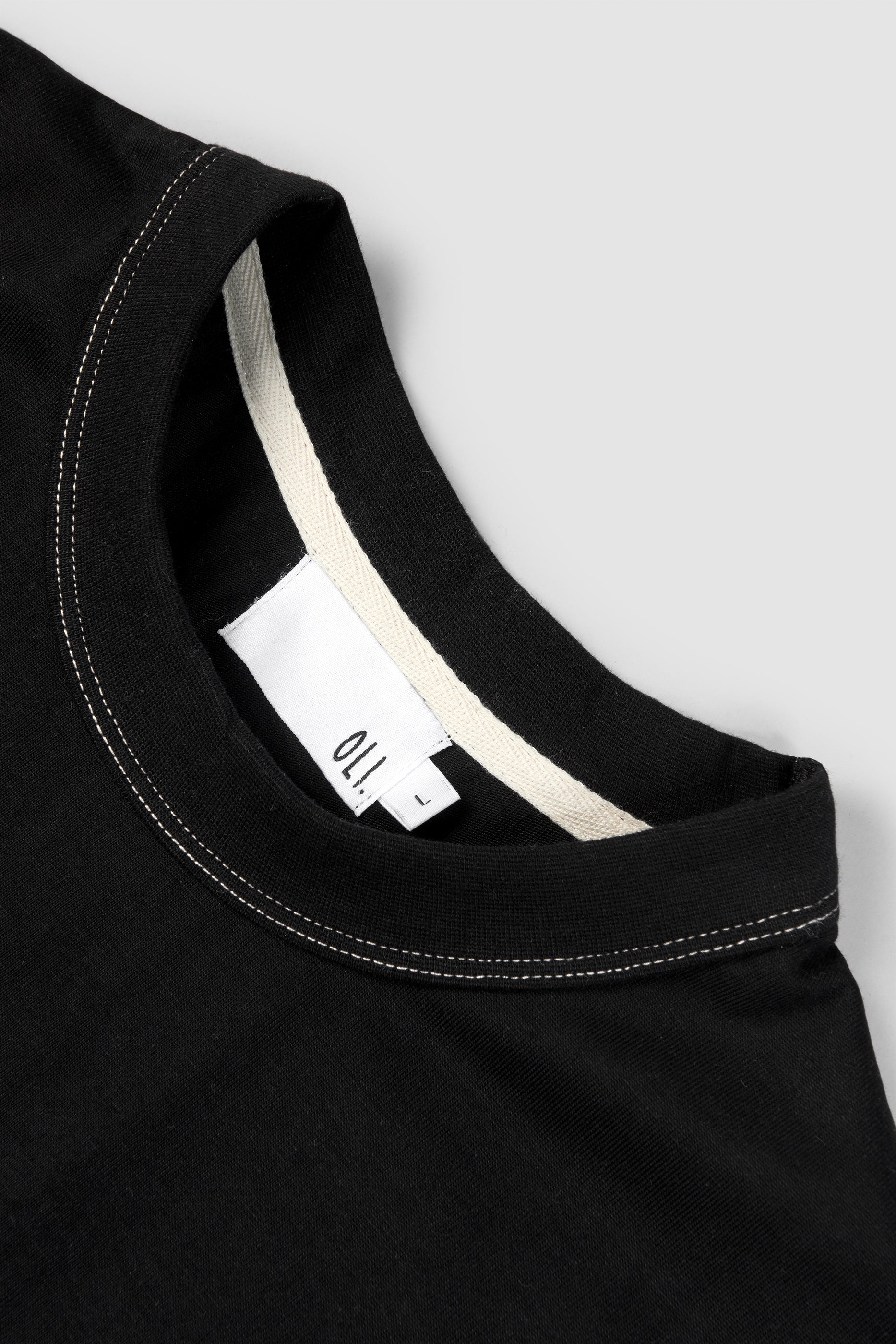 *IMPERFECT* Contrast Pocket T - Black