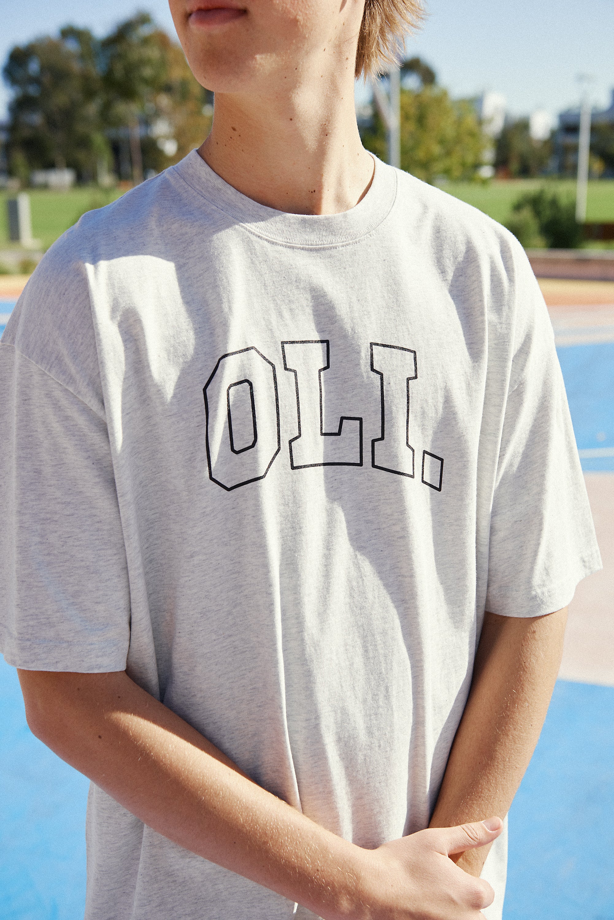 *IMPERFECT* University T - Snow Marle