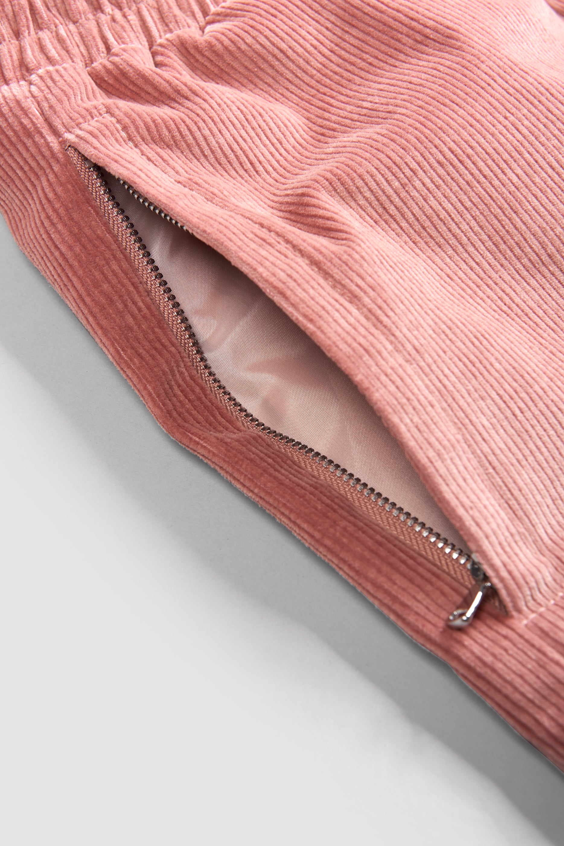 Thick Cord Short - Coral